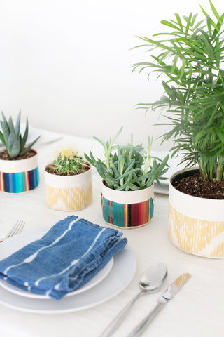 Medium Natural Canvas Sitting Planter | Indigo