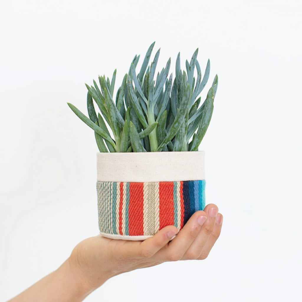 plastic plant baskets Canvas Fabric Planter Basket with Plastic Pot + Saucer