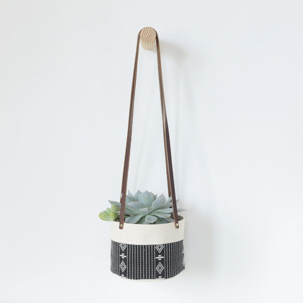 plant hanger with saucer Canvas Fabric Hanging Planter with Plastic Pot + Saucer