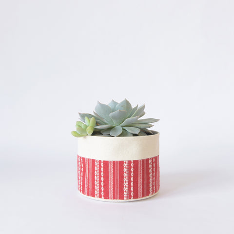 Medium Natural Canvas Sitting Planter | Red