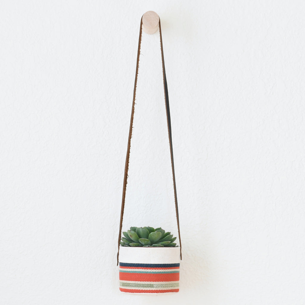 Small Natural Canvas Hanging Planter  |  Red + Blue 09